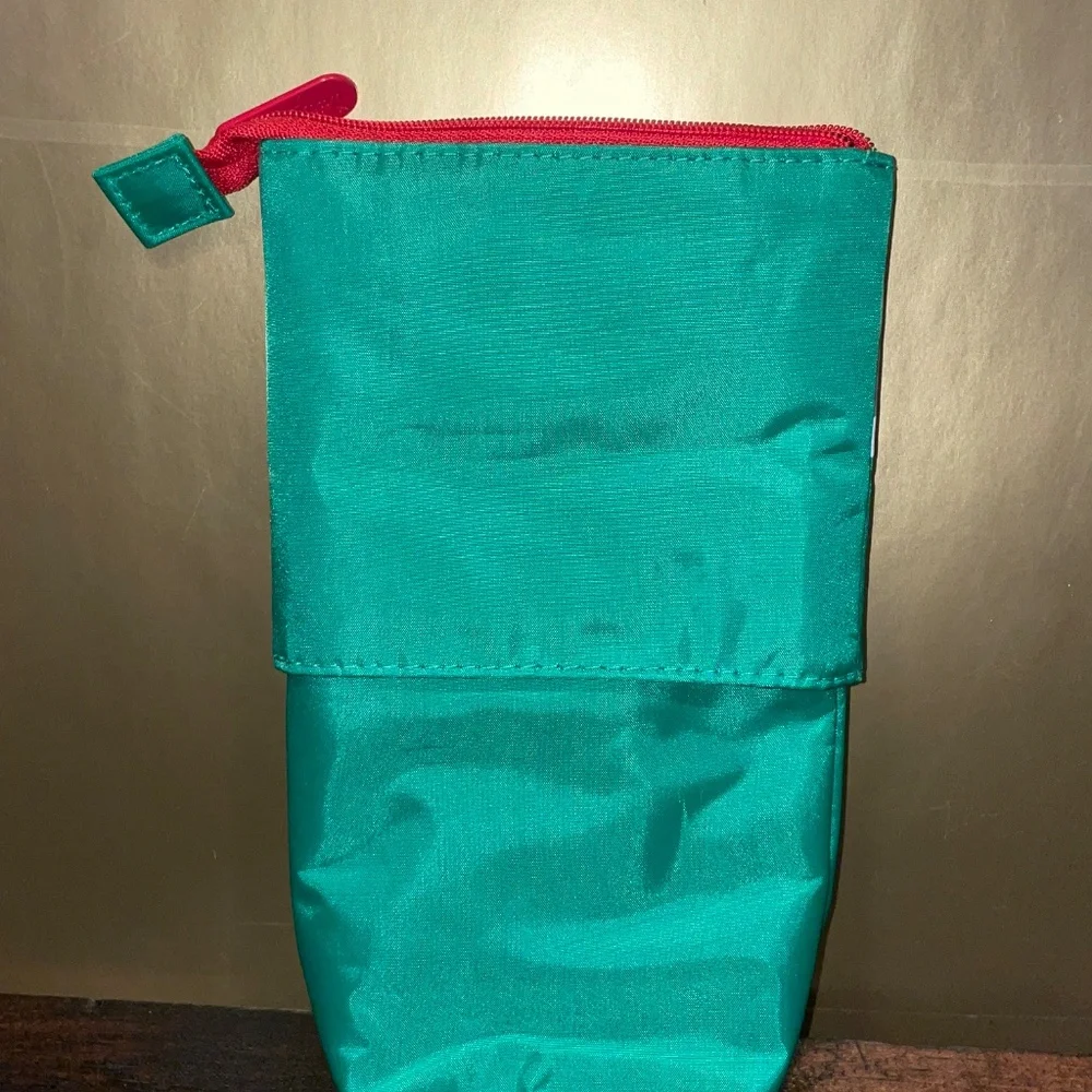 Thirty-One Fa La La‎ Llama Hide & Peek Holiday Christmas Pouch